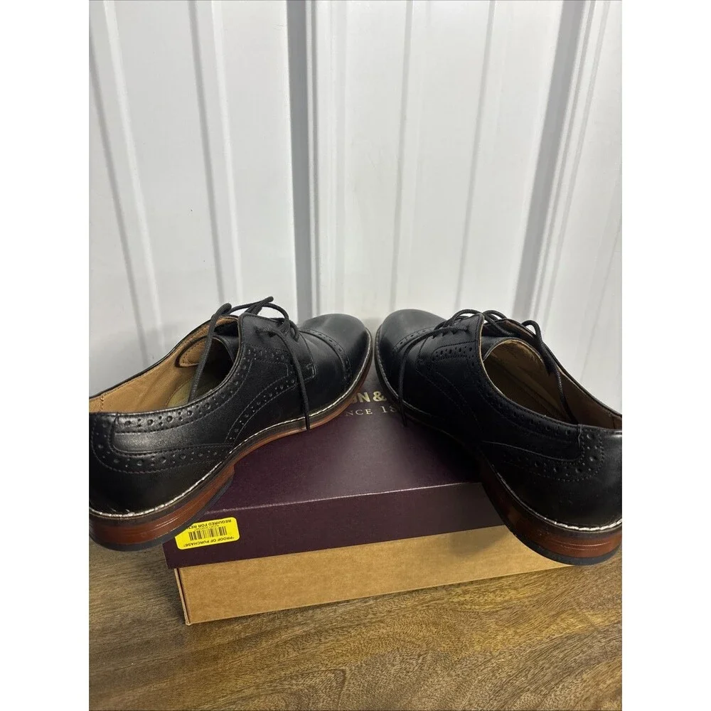 Johnston & Murphy Boys Size 4 Black Conard Dress Shoes EUC